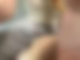 LaraeThurrell's Live Sex Cam Show