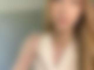 LaraeThurrell's Live Sex Cam Show