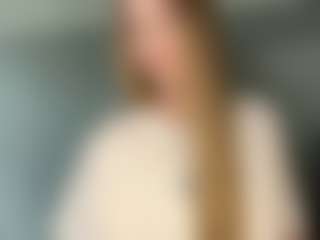 LaraeThurrell's Live Sex Cam Show