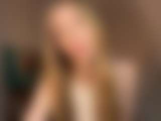 LaraeThurrell's Live Sex Cam Show