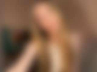 LaraeThurrell's Live Sex Cam Show