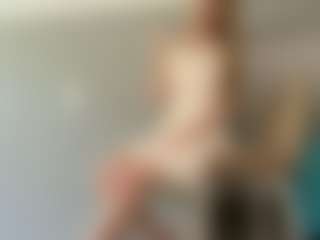 LaraeThurrell's Live Sex Cam Show