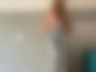 Live cam show with LaraeThurrell - Bondage on Chatstar