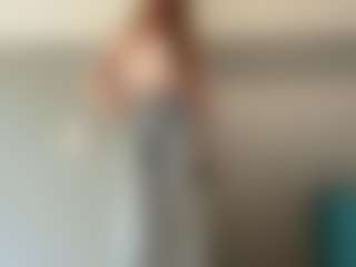 Live cam show with LaraeThurrell - Bondage on Dolls Live