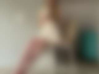 LaraeThurrell's Live Sex Cam Show