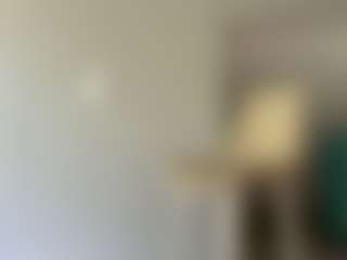 LaraeThurrell's Live Sex Cam Show