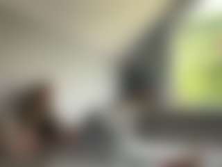 LaraeThurrell's Live Sex Cam Show