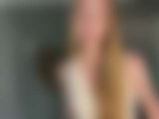 LaraeThurrell's Live Sex Cam Show