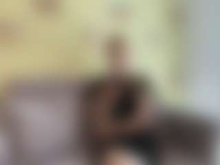 LaraeThurrell's Live Sex Cam Show