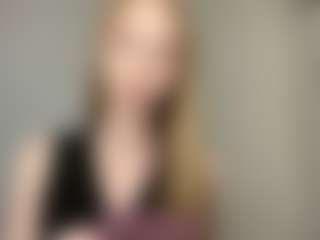 LaraeThurrell's Live Sex Cam Show