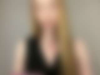 LaraeThurrell's Live Sex Cam Show