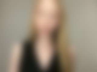 LaraeThurrell's Live Sex Cam Show