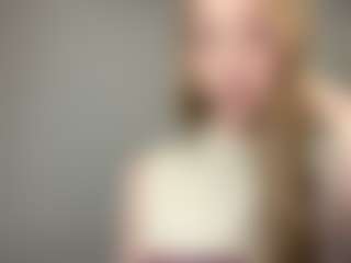 LaraeThurrell's Live Sex Cam Show