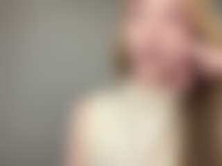 LaraeThurrell's Live Sex Cam Show