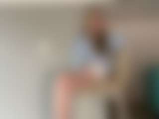 LaraeThurrell's Live Sex Cam Show