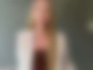 LaraeThurrell's Live Sex Cam Show