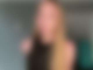 Live cam show with LaraeThurrell - Yoga on Strip Flash - Live Sex Shows