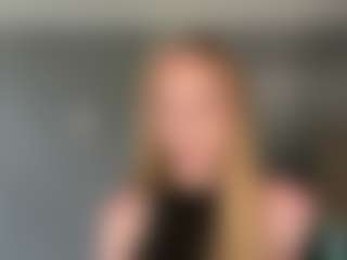 Live cam show with LaraeThurrell - Role Play on Dare Cams