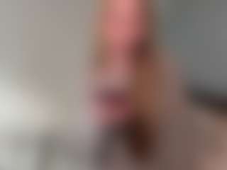 LaraeThurrell's Live Sex Cam Show