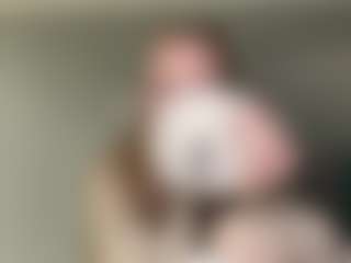 LaraeThurrell's Live Sex Cam Show