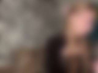 LaraeThurrell's Live Sex Cam Show