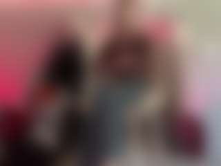 Live cam show with LaraeThurrell - Upskirt on Cam Slut