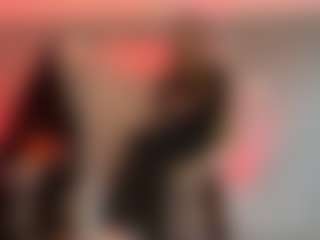 Live cam show with LaraeThurrell - Fingering on Dolls Live