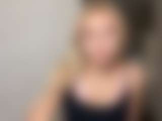 Live cam show with Blake - Average on Camsoda