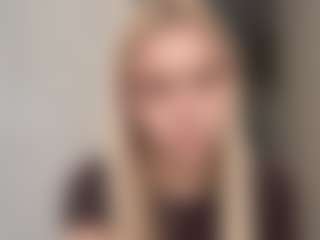 Live cam show with Blake - Blonde Hair Teen (18+) on Camiplay Live