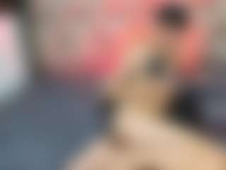 Live cam show with Carolyn foster - Cock Rating on SxyPornLive