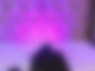 Live cam show with Carolyn foster - Brown Eyes on madthumbs