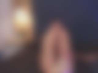 Live cam show with Carolyn foster - Blowjob on Camsoda