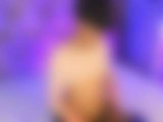 Live cam show with Carolyn foster - Brown Eyes on Camsoda