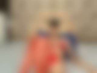 Live cam show with Carolyn foster - Average on infinitiblacc.com