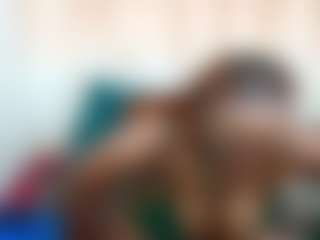 EbonyBlooom69's Live Sex Cam Show