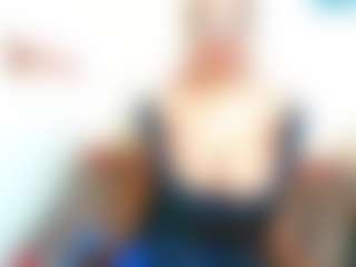 EbonyBlooom69's Live Sex Cam Show