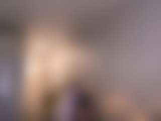 Live cam show with Rosa - Camel Toe on SinfulBabes