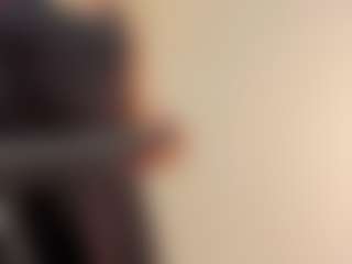 Live cam show with Valery-Cooper8 - Trimmed on Mixed Magazine Live