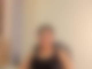 Live cam show with Valery-Cooper8 - Cumshot on sexylive.show