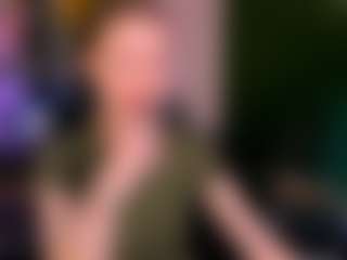Live cam show with agnes-mad - Shaved Pussy on 1on1-livenow