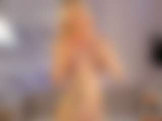 Live cam show with Bunny-Elsy - Lean on Camsoda