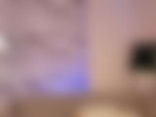 Live cam show with Bunny-Elsy - Upskirt on Fling VIP Chat