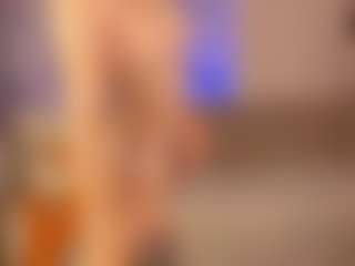 Bunny-Elsy's Live Sex Cam Show