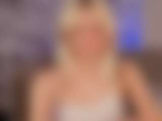 Live cam show with Bunny-Elsy - College on Gym Cam Girls