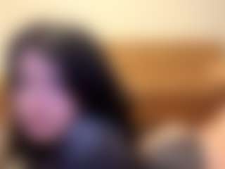 CherrieQuinalty's Live Sex Cam Show