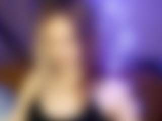 CherrieQuinalty's Live Sex Cam Show