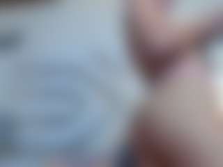 ChloeeBell's Live Sex Cam Show