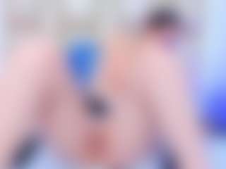 Live cam show with ErikaStar - Oil on liverealitysex.com