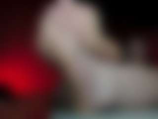 Live cam show with Florence - Body Massage on CamSodaAdn