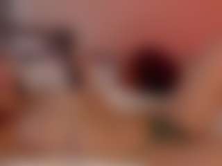 Live cam show with leonameilee - Green Eyes on CamClone